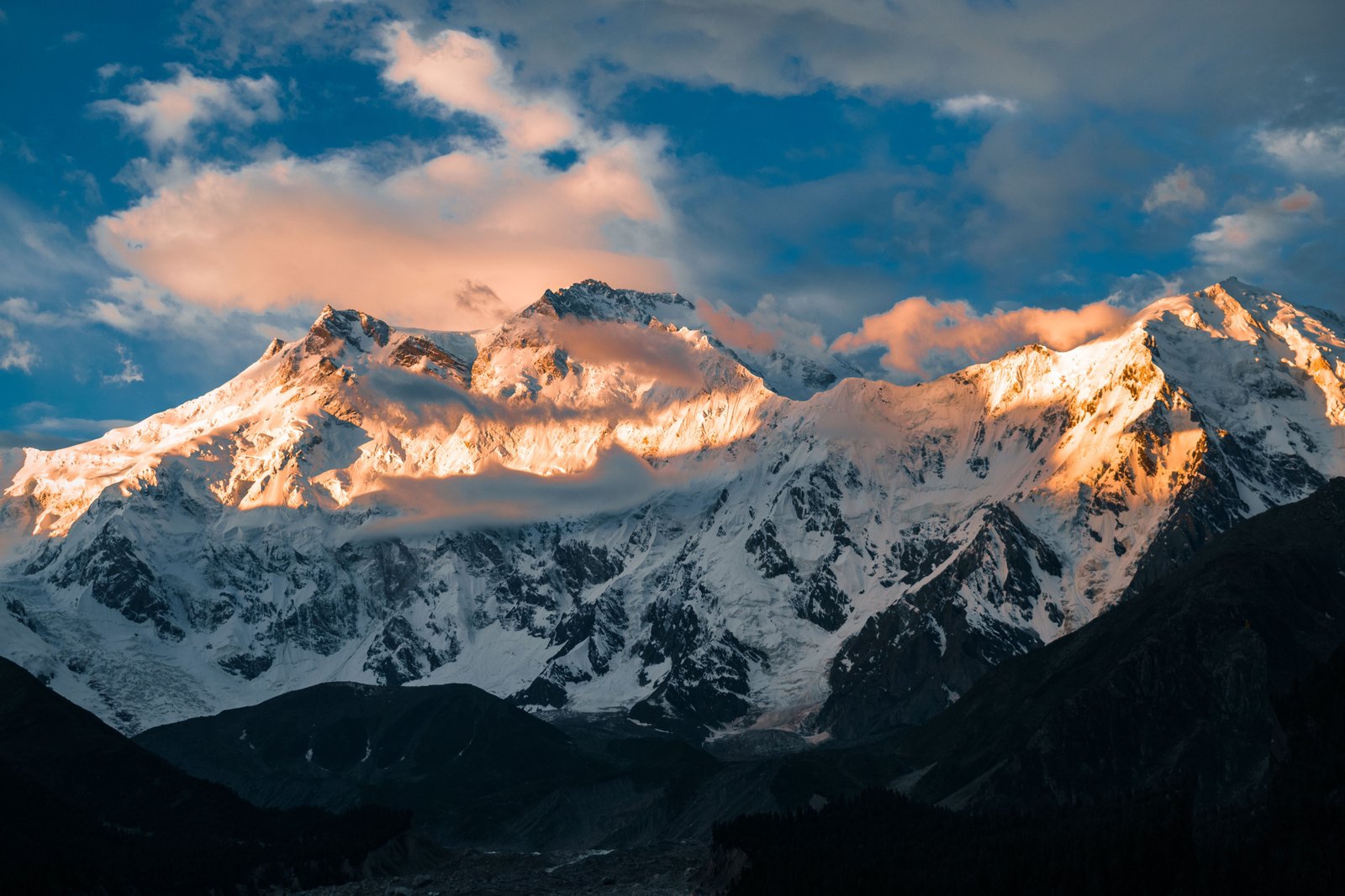 Rakaposhi & Diran Peak Base Camp Trek scenery 3